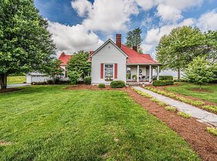 1581 Oakland Rd, Oakland, KY 42159