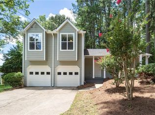 495 Sherwood Oaks Rd, Stone Mountain, GA 30087