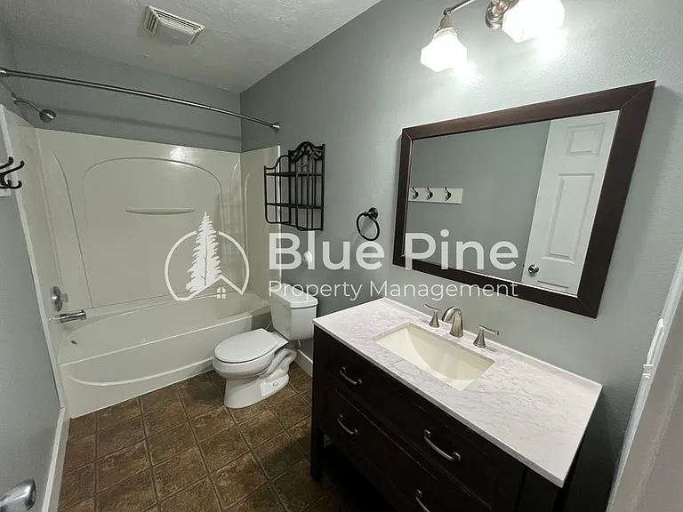 157 Leesburg Ln — Photo 33