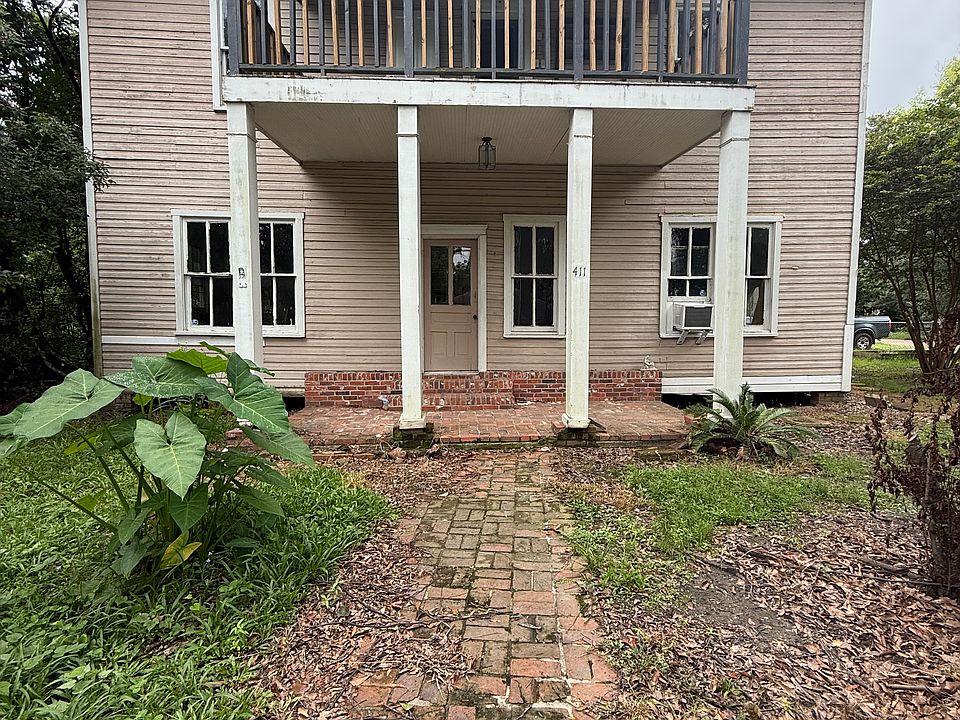 1st image of 411 E Merry Ave #B