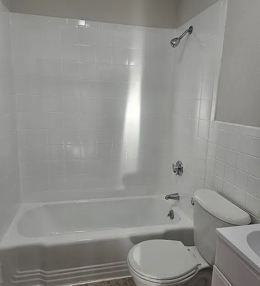 572 Cummins Hwy #6 — Photo 5