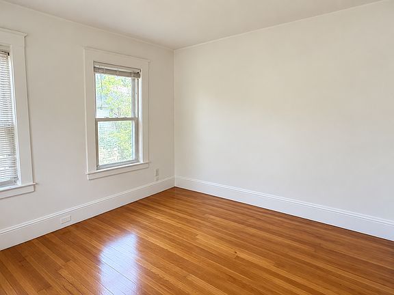 3rd image of 50 Mount Ararat Rd #B