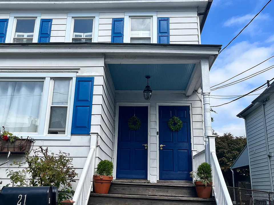 21 Grand St #B