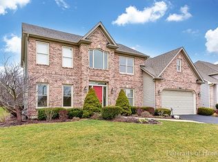 195 Alderwood Ln, Aurora, IL 60504