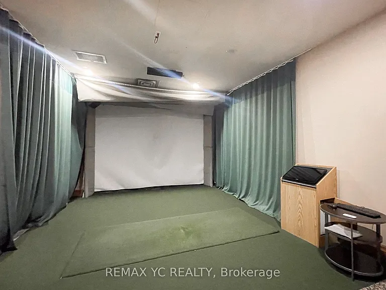 5500 Yonge St #409 — Photo 14