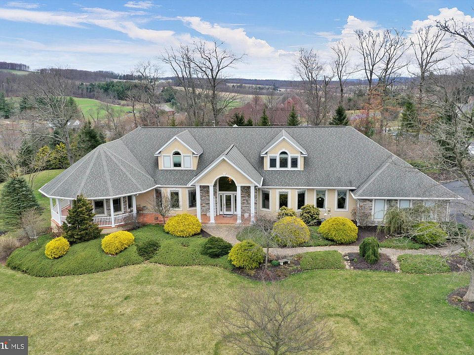 4 Midland Ct, New Ringgold, PA 17960 Zillow