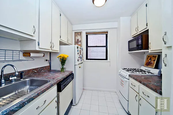 Sold by Halstead Real Estate | media 10