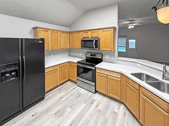 5th image of 15335 Sienna Oak Dr #15335
