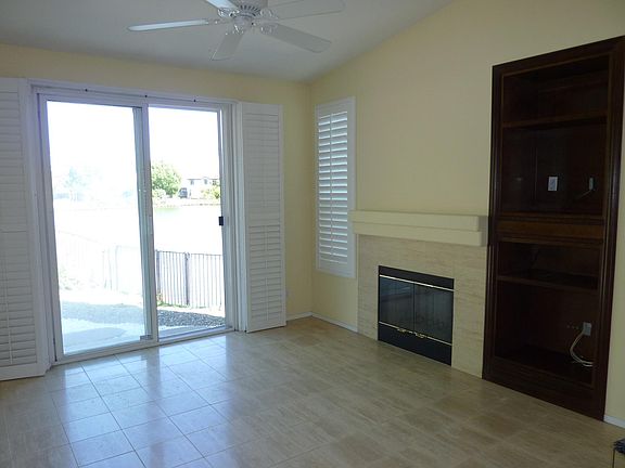 4th image of 5192 Lakeshore Dr