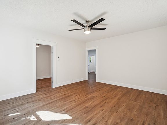 4th image of 343 N Benton Way #345-1/2