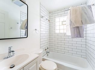 2655 W 47th St APT 2, Chicago, IL 60632