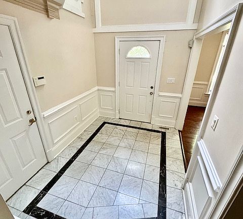 5th image of 2781 Devonshire Garden Ct