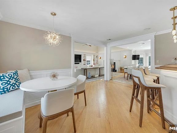 5th image of 1 Seton Ln