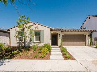 4285 Monarch Pl, Madera, CA 93636