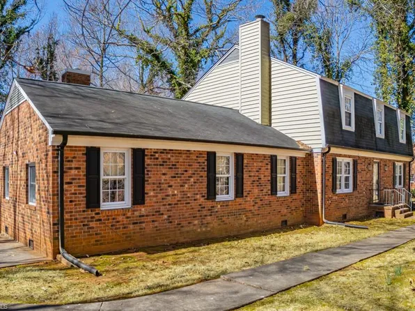 350 W Lake Trl, Mebane, NC 27302