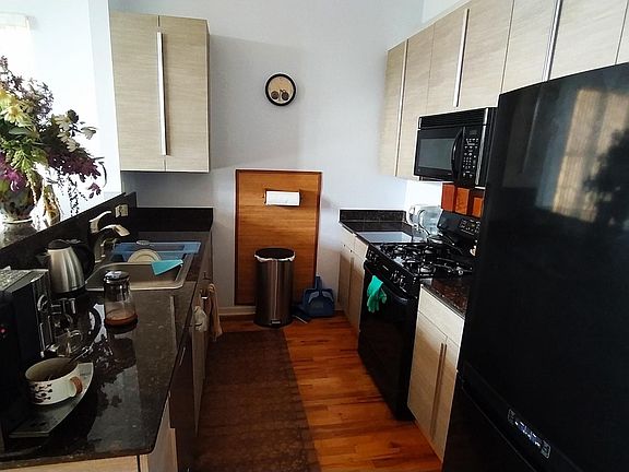 4th image of 6225 S Kenwood Ave APT 3N