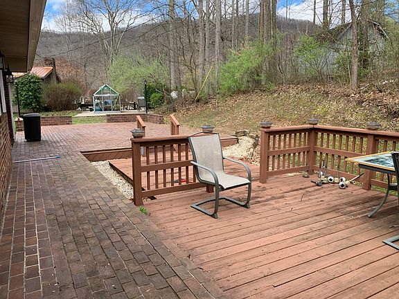 4th image of 217 Linwood Ct