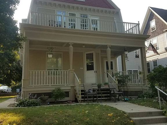 4th image of 2923 N Bartlett Ave #A