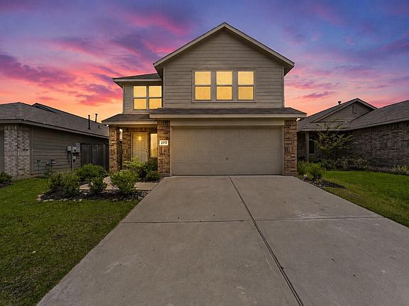 2nd image of 2717 Cadiz Bay Dr