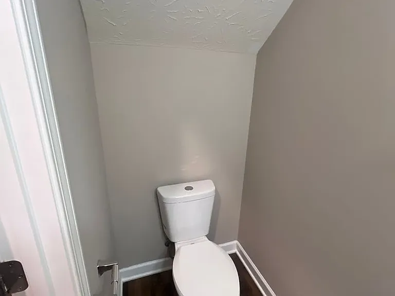 736 Village Creek Dr — Photo 10