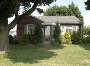 29 8th St, Tatamy, PA 18085