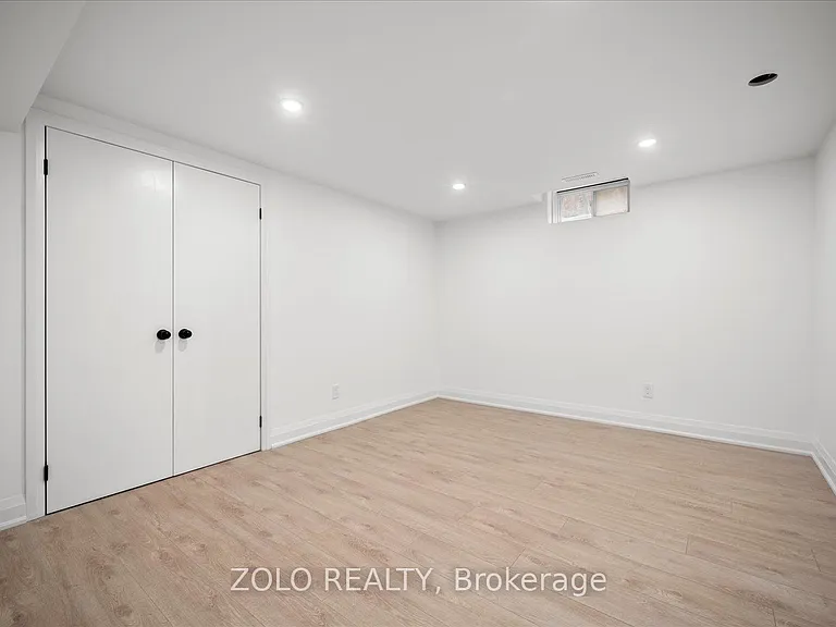 278 Alex Doner Dr #LOWER — Photo 10