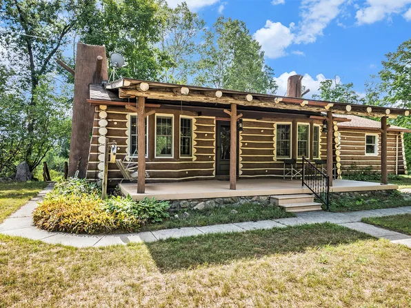 3085 Oak Rd, Barryton, MI 49305