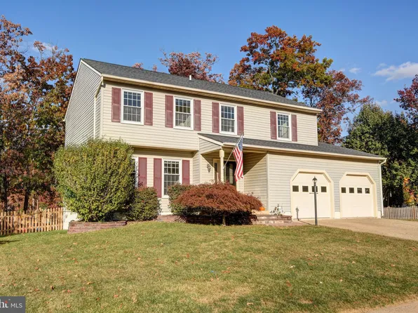 164 Applegate Dr, Sterling, VA 20164