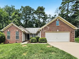 11630 English Oak Ln, Charlotte, NC 28278