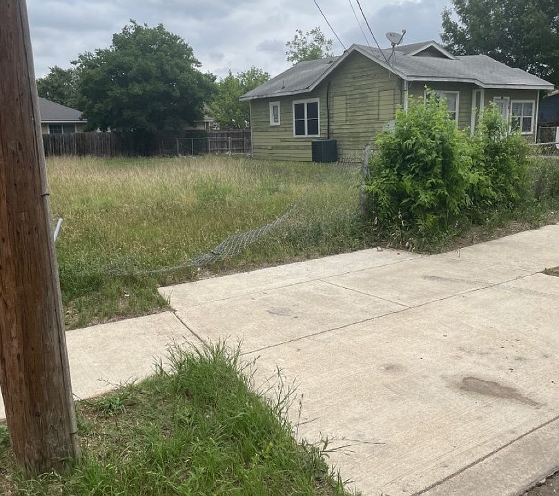 1st image of 225 W PETALUMA BLVD LOT 22