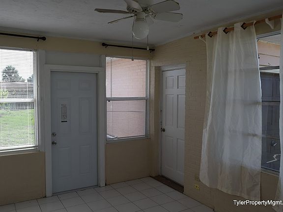 3rd image of 48 Byron Ellinor Dr #B