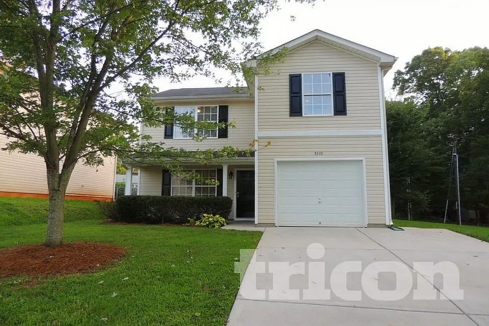 5110 Grays Ridge Drive Charlotte NC — Photo 2