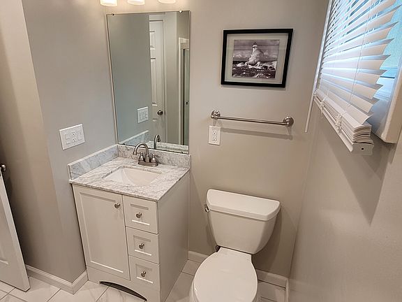 4th image of 505 Ridge Rd #1