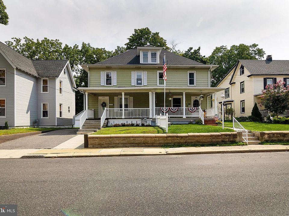 1st image of 131 Oakcrest Ave