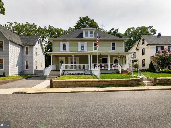 131 Oakcrest Ave, Pitman, NJ 08071