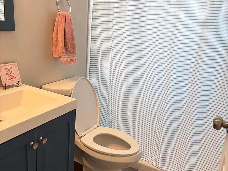 425 Meadow Park — Photo 9