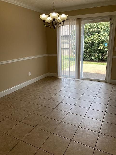 2nd image of 419 Mill Cir