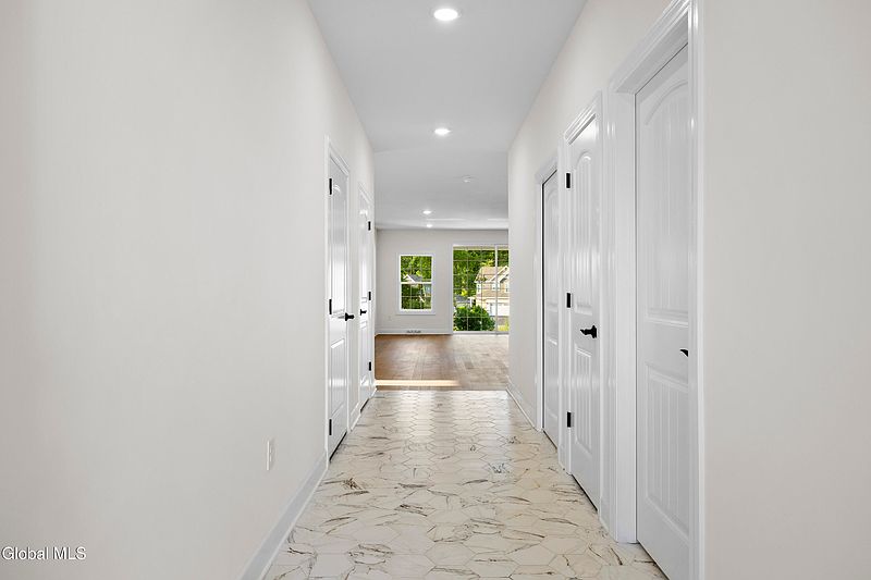 3rd image of 1D Brison Avenue
