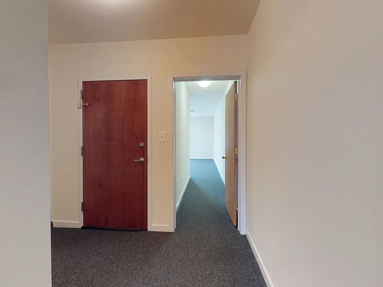 Osage Avenue Apartments — Photo 21