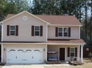 328 Maria Dr, Raeford, NC 28376