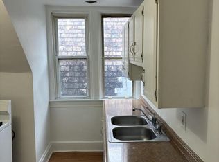 129 McGinnis Ave #3, Pitcairn, PA 15140