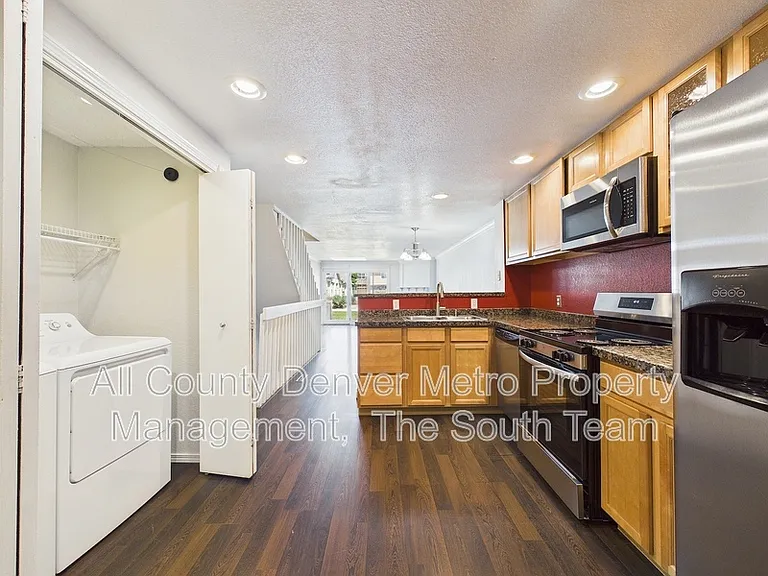 11555 W 70th Pl #F — Photo 8
