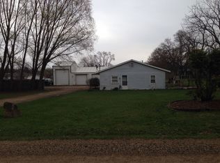 2711 Adams Rd, Niles, MI 49120