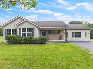 1001 Honeysuckle Ct, Berea, KY 40403