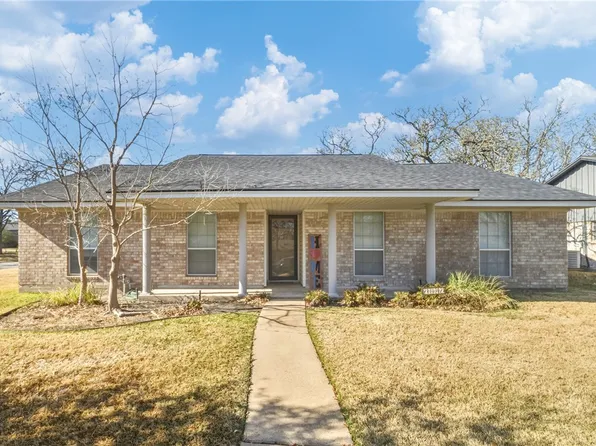 1401 Francis Dr, College Station, TX 77840