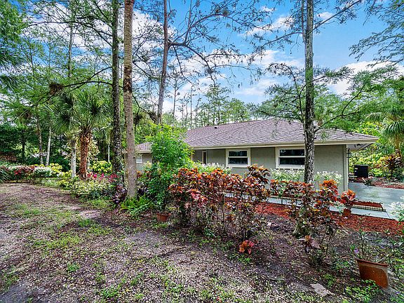 4th image of 16088 Sycamore Drive E