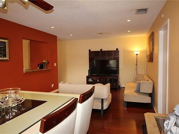 5th image of 12185 Royal Palm Blvd