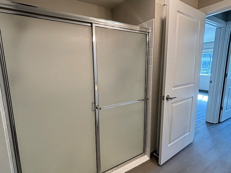 Chambers Crest Apartments — Photo 40