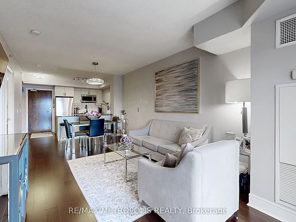 4th image of 701 Sheppard Ave W #228