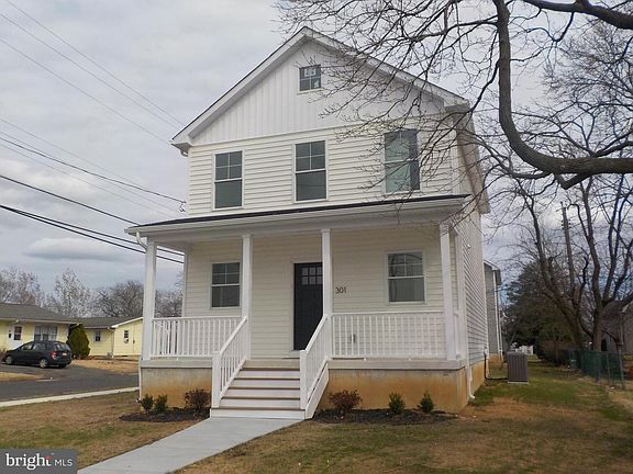 2nd image of 301 Billingsport Rd